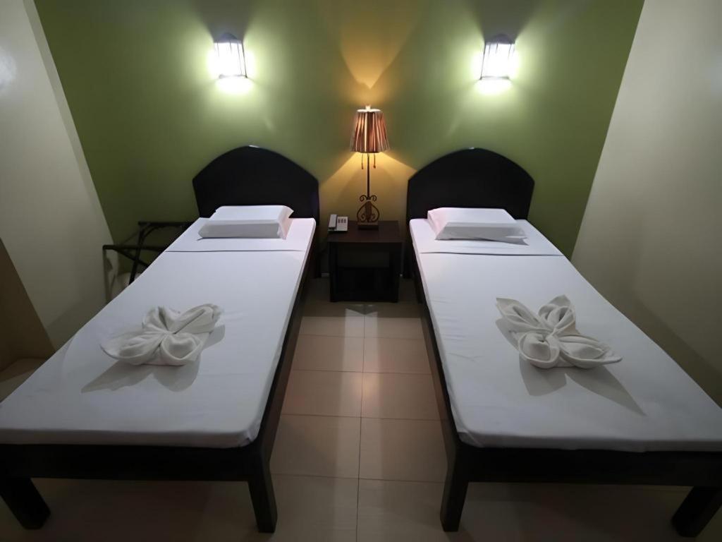 Sampaguita Suites Plaza Garcia Cebu Εξωτερικό φωτογραφία