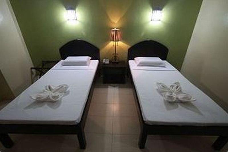 Sampaguita Suites Plaza Garcia Cebu Εξωτερικό φωτογραφία